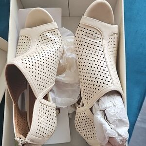 Style & Co. Cream Peep-Toe Heels